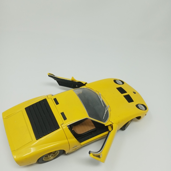 1971 Diecast Lamborghini Anson - Picture 11 of 13